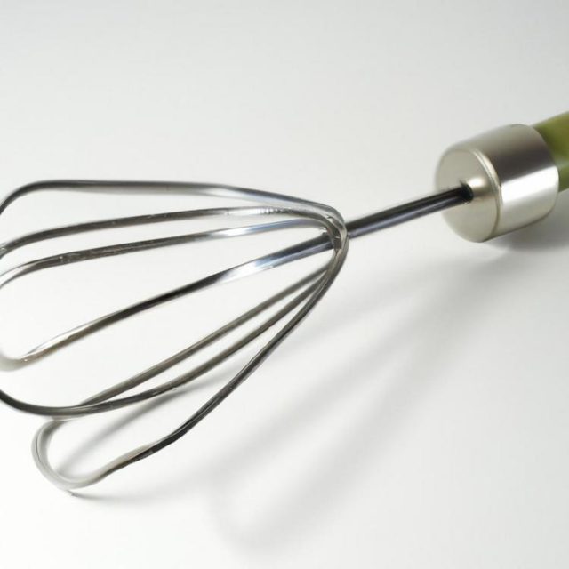 czym zastąpić jajko w cieście