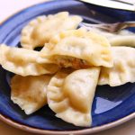 Jak zrobić pierogi z ciasta francuskiego? Oto łatwy przepis!